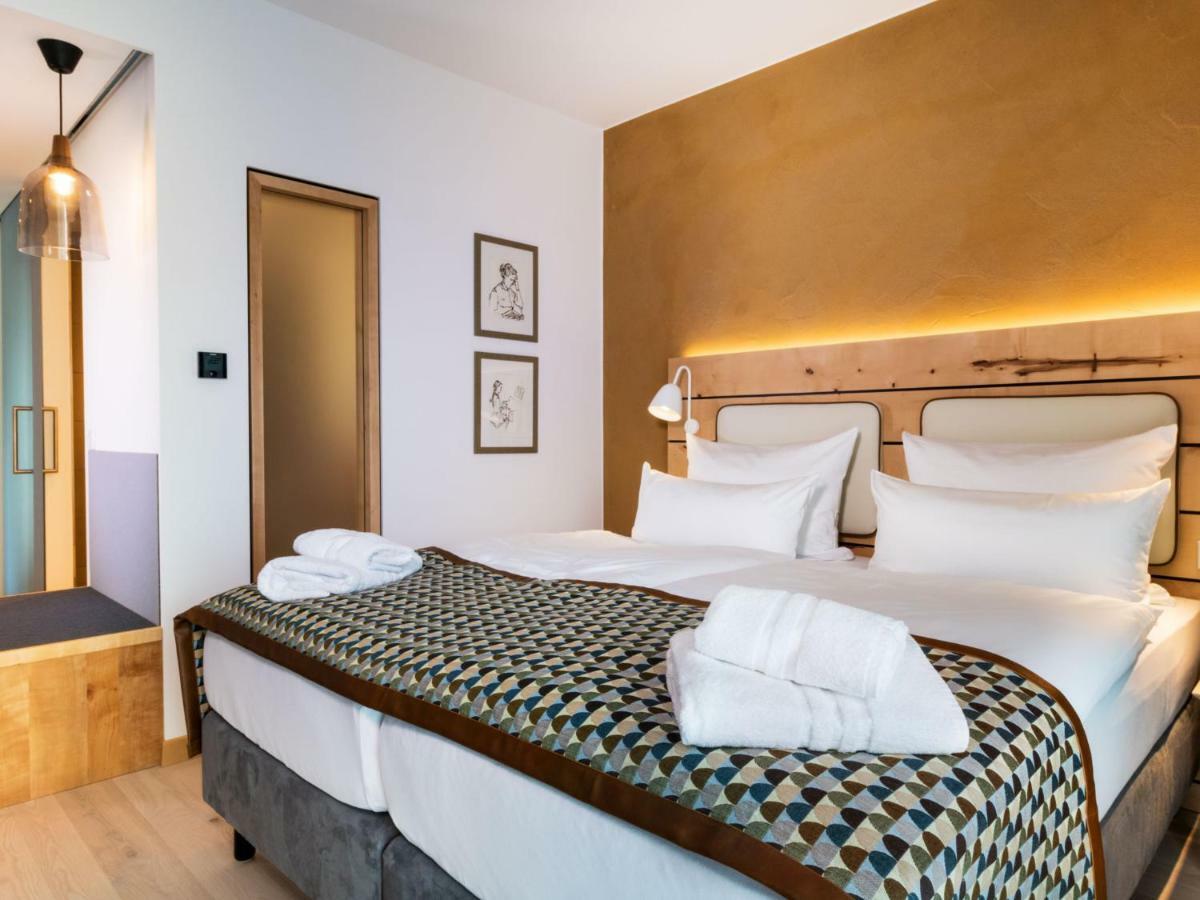 Walhalla Hotel Regensburg Hoeferer 4 Sterne Superior テゲルンハイム エクステリア 写真